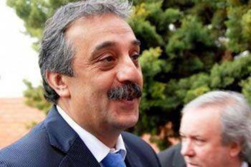 MAZ� ANUNCI� IMPORTANTES OBRAS PARA R�O TURBIO
