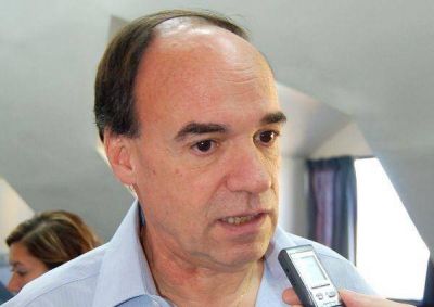 �Vamos a trabajar para que la UCR sea la alternativa de Gobierno para el 2015�