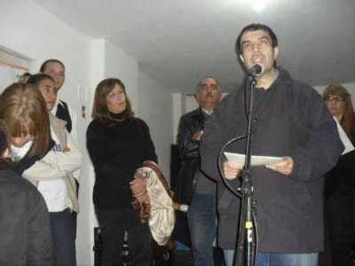 Mar del Plata y una interna que hace agua: fijan un domicilio electoral en el mar