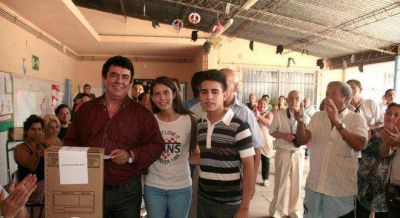 Sin rivales, Fernando Espinoza fue elegido presidente del PJ bonaerense