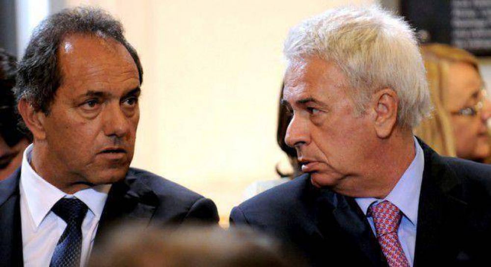 Scioli se re�ne con De La Sota para retomar su carrera a la Rosada