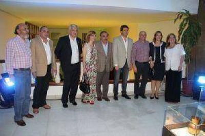 Entrega de premios de los concursos en el programa de Fortalecimiento Democr�tico
