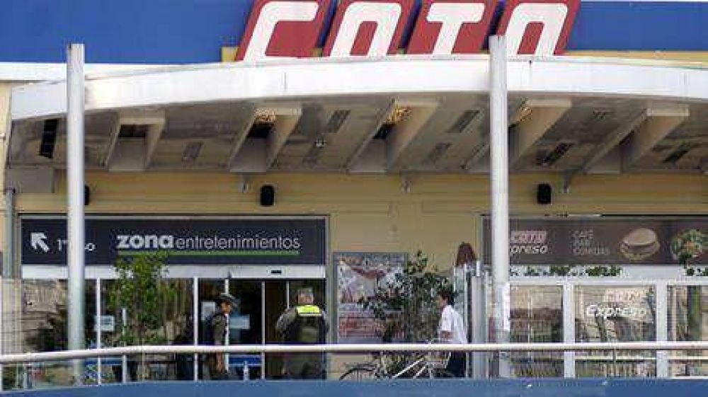 Ya se ven gendarmes en supermercados del GBA