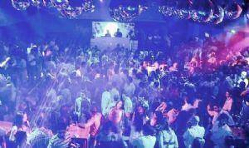 La comuna pide que boliches y pubs puedan albergar m�s gente