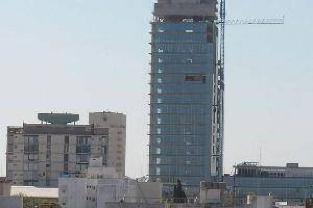 Llaman a licitaci�n para la tercera torre estatal, por m�s de $ 160 millones