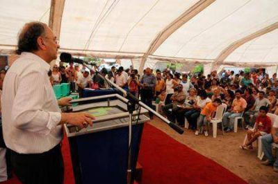 S�enz Pe�a: Bacileff Ivanoff entreg� de 125 viviendas del programa Techo Digno