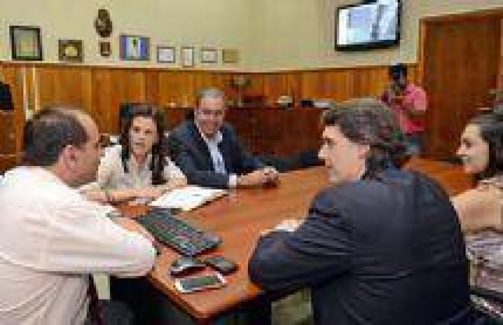 Rodolfo Urtubey reafirm� su compromiso de ser un gestor de obras en beneficio de la provincia
