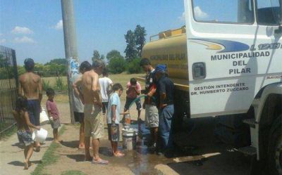En medio del calor, Edenor dej� sin luz ni agua a un barrio con ni�os discapacitados