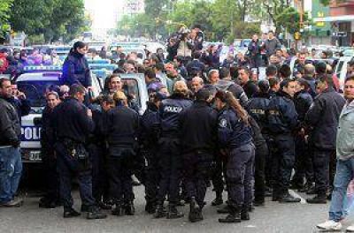 Rodolfo Urtubey � El m�todo de protesta policial es de intolerantes�