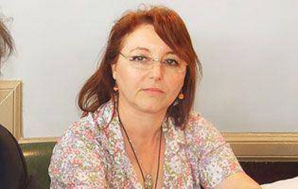 Para Tavano, la licencia de Insaurralde "limita" la gesti�n de Carasatorre