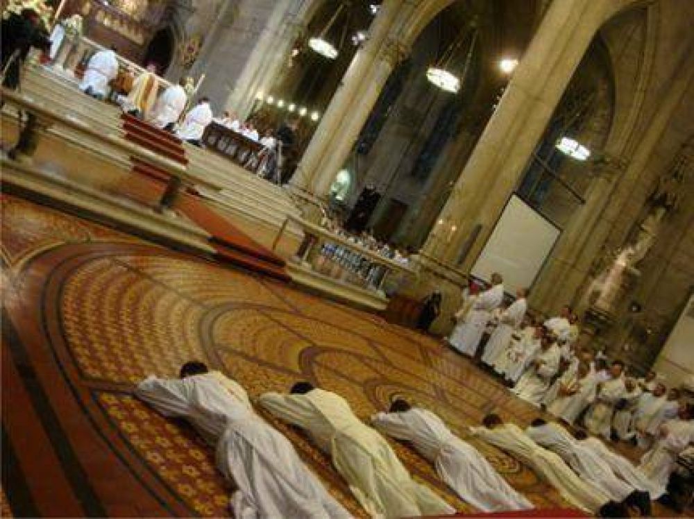 Seis nuevos sacerdotes fueron consagrados de manos del Obispo Diocesano