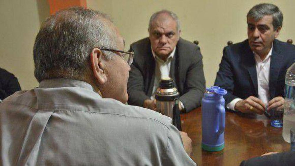 Opositores se reunieron con la Iglesia e instaron a recuperar el di�logo