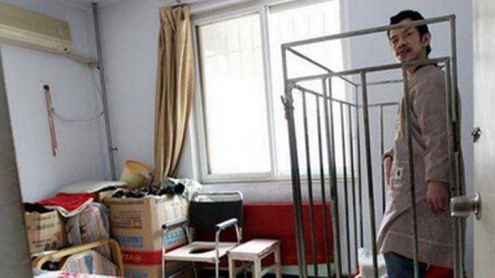 Escalofriante historia: estuvo encerrado 40 a�os en una jaula