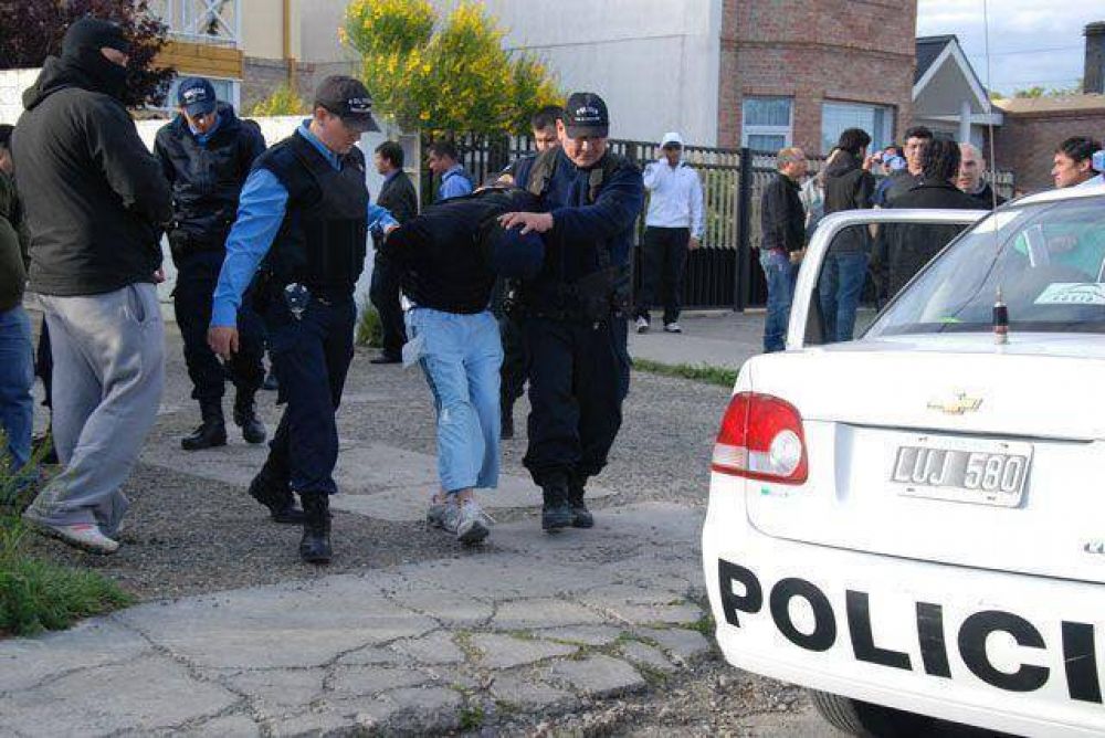 Un delincuente fue detenido en un intento de asalto