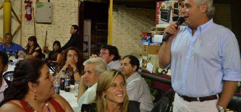 HIST�RICO!!! R�os, "intendente del PJ" elimina conquista laboral de los trabajadores	