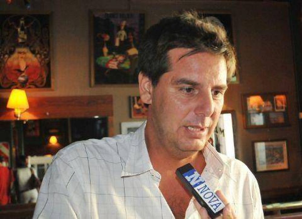 M�s denarva�stas en el Gabinete de Scioli: Atanasof llega a AUBASA