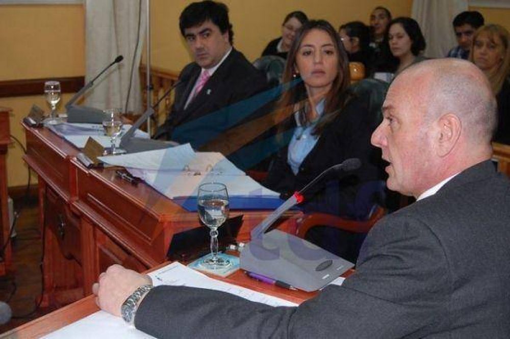La UCR local puso contra las cuerdas al Concejal Guillen