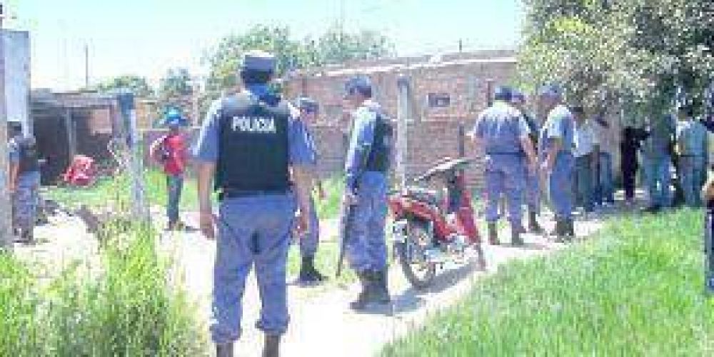 Megaoperativo de la Polic�a: 8 detenidos