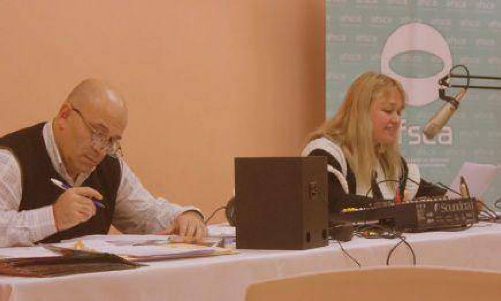 AFSCA Misiones entregar� carnet a locutores locales