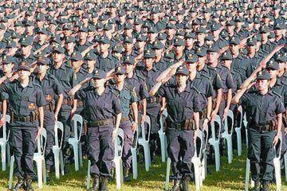 Dar�o Ib��ez: �Se esperan unos 1000 efectivos que llegar�n de la provincia�