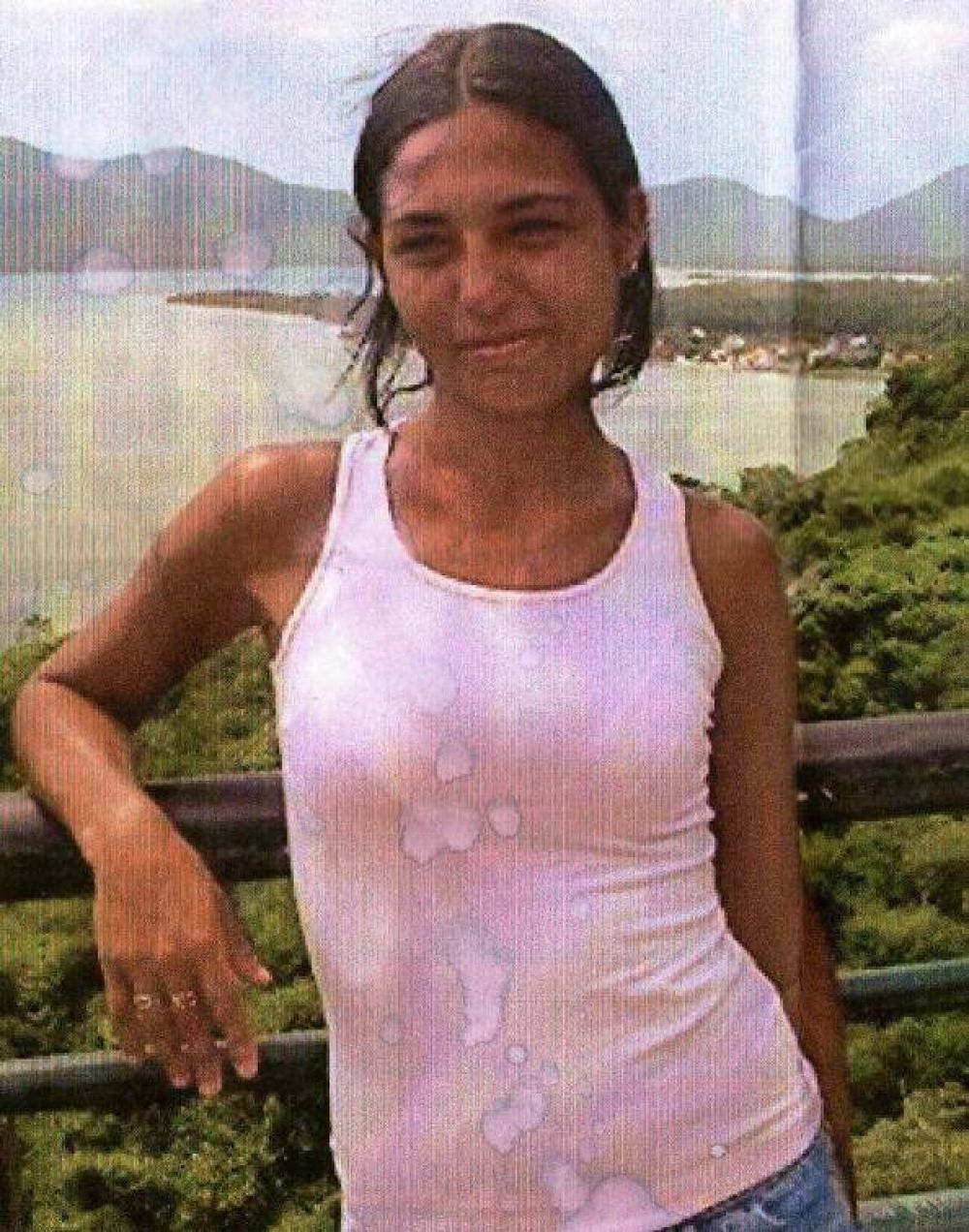 Contin�an buscando a una mujer que no volvi� a su domicilio