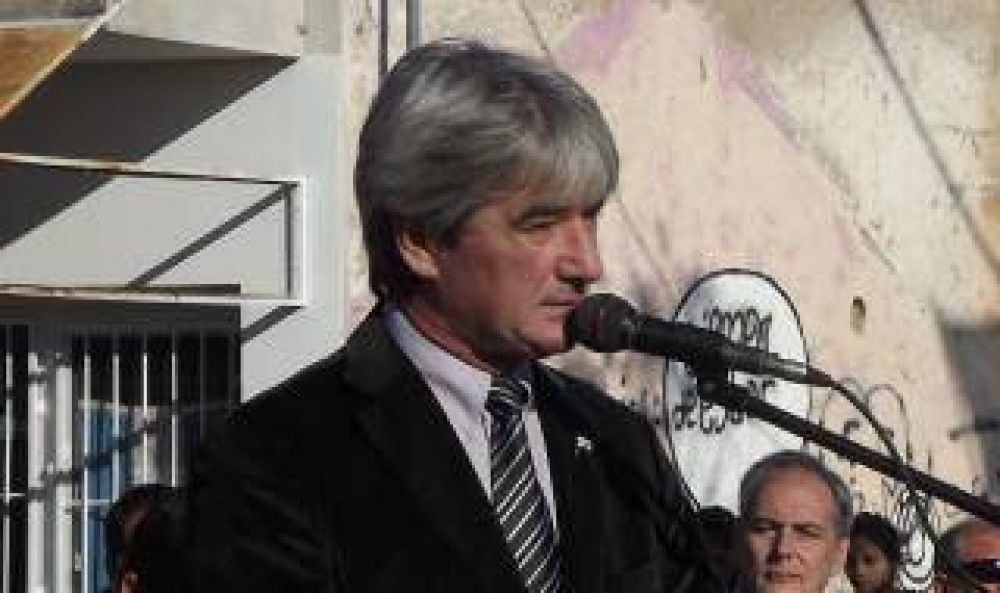 Arrecifes: Bolinaga entrega 64 lotes para beneficiarios del Procrear