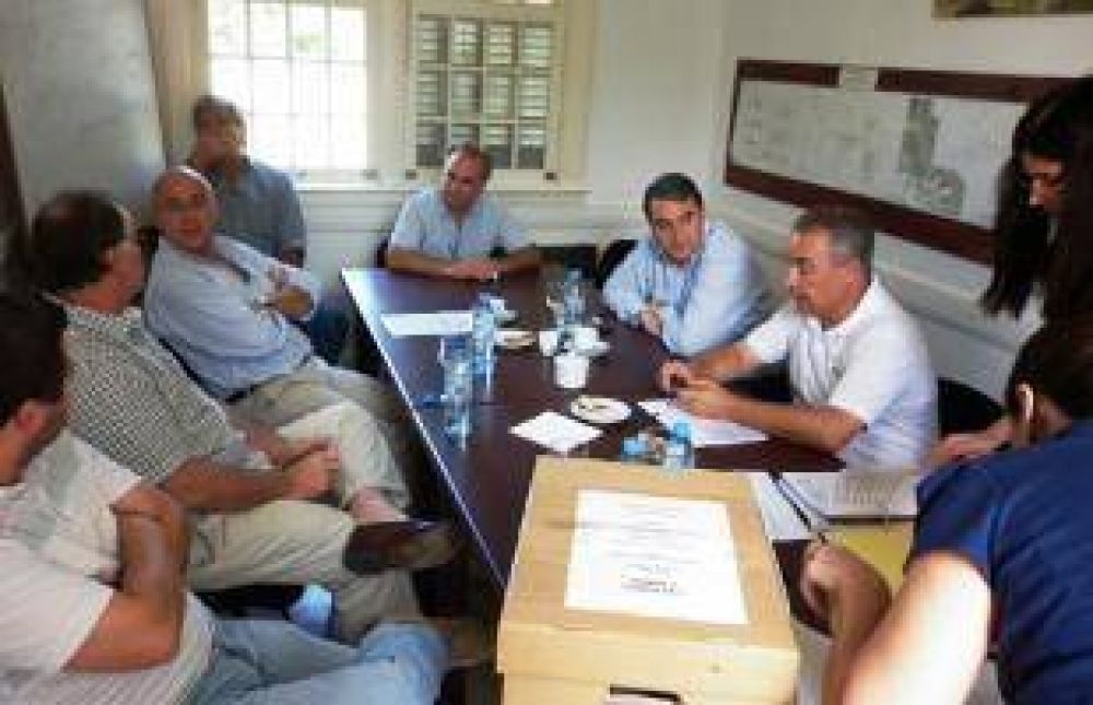 Abrieron los sobres para el dragado del Puerto