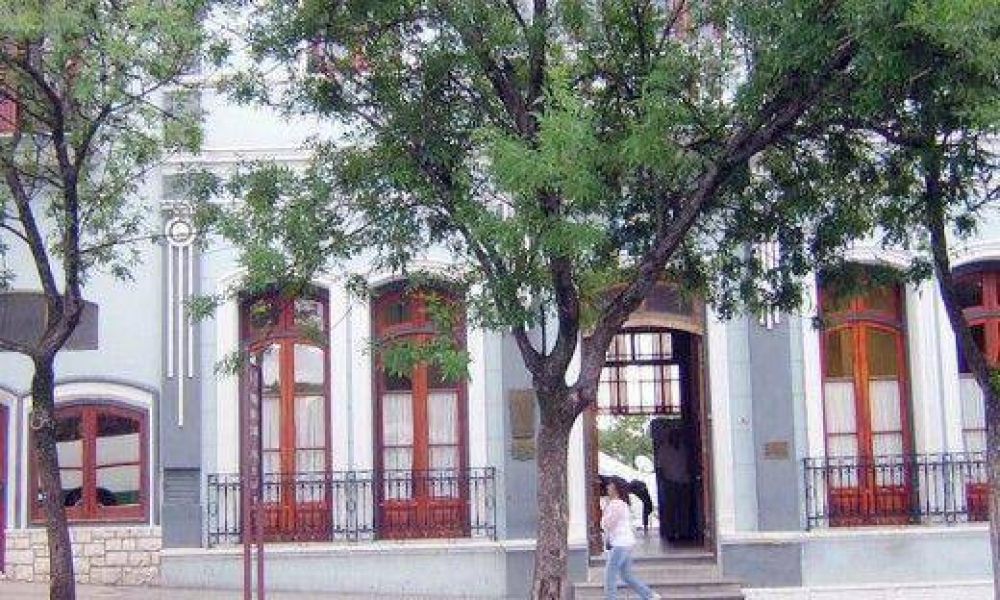Provincia auxilia al municipio de Alta Gracia con subsidios y pr�stamos por $ 7 millones