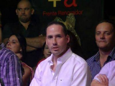 Sin Massa, se inaugur� el local de P�rez y Leguizam�n