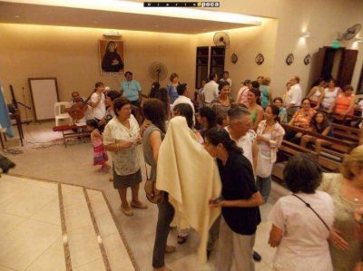El poncho mercede�o llega hoy a las manos del papa Francisco