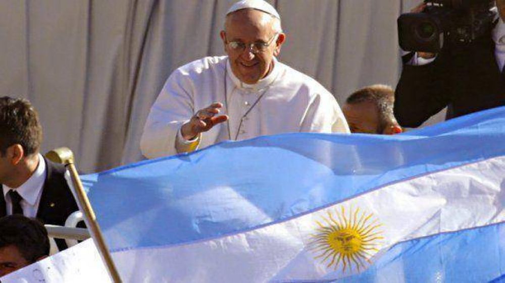 El papa Francisco regresa a la Argentina en 2016