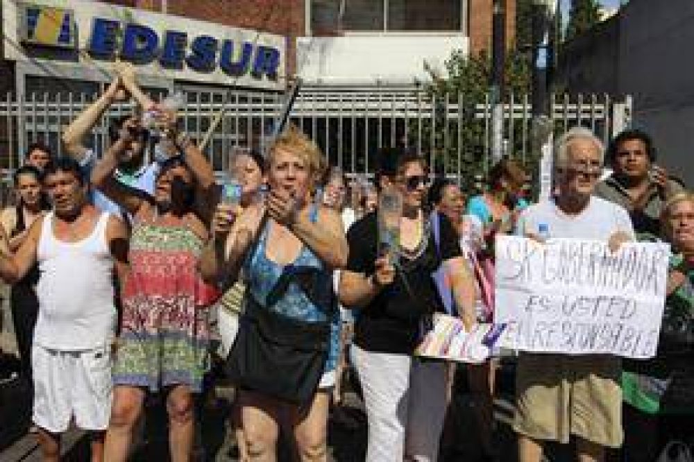 Julio De Vido niega que haya cortes "programados", pero admite que los hay "preventivos"