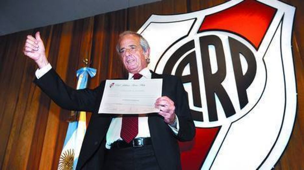 D'Onofrio: �Ram�n entendi� que hay que renegociar el contrato�