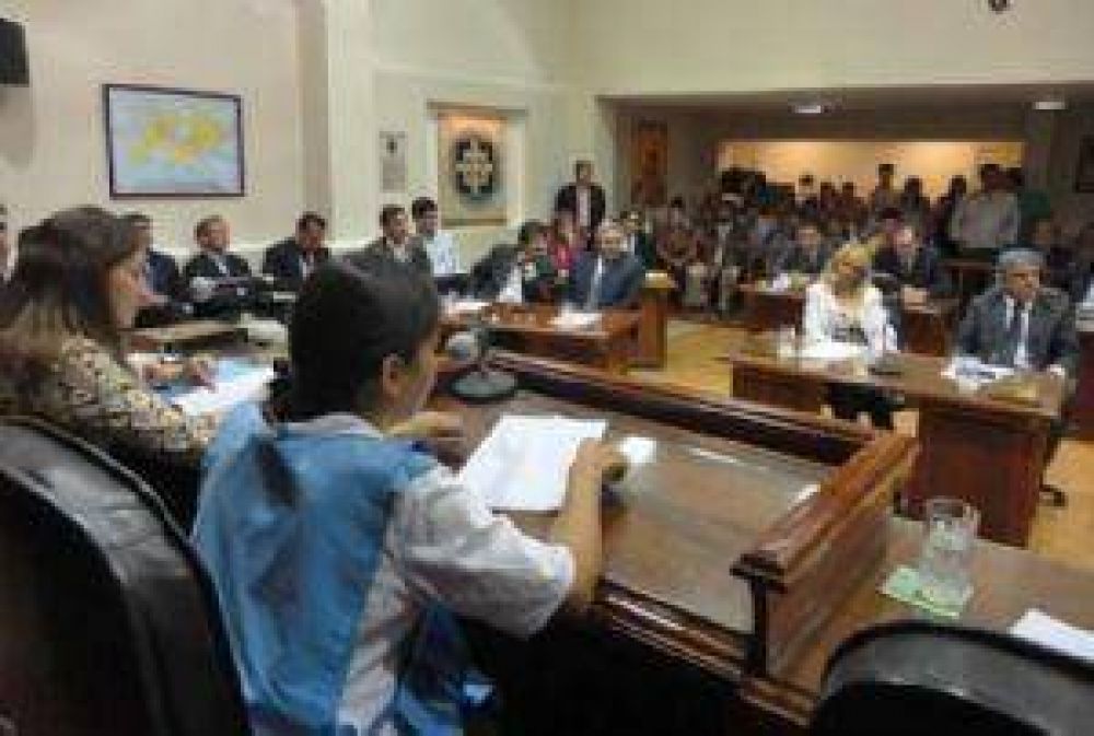 Los concejales capitalinos cobran 22.000 pesos mensuales de bolsillo