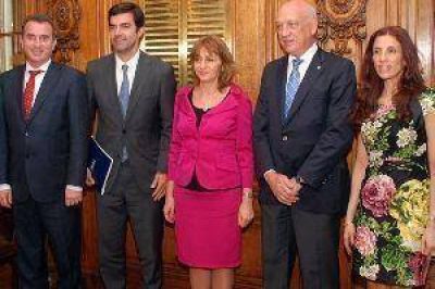Claudia Zamora particip� de la reuni�n con la procuradora de la Naci�n