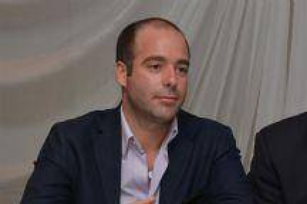 El Ministro Alejandro Cornejo asegur� que en Salta los polic�as no se relacionaron con los saqueos