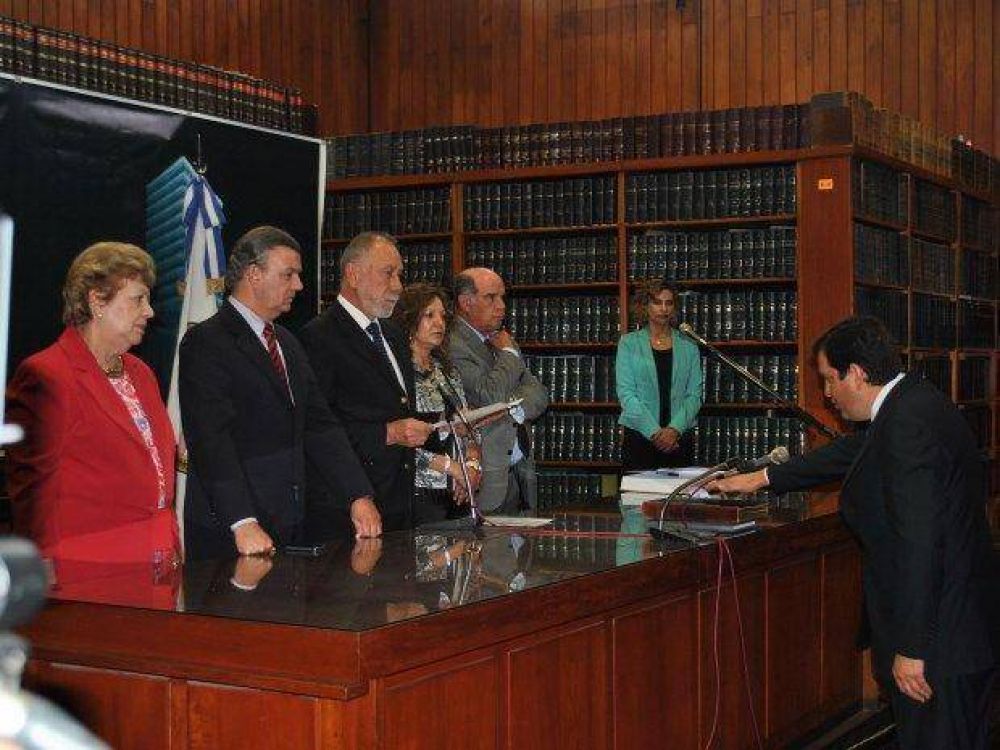 Asumieron seis jueces en tribunales juje�os