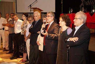 Dirigentes porte�os del FpV, llamaron a defender al Gobierno y a la Presidenta