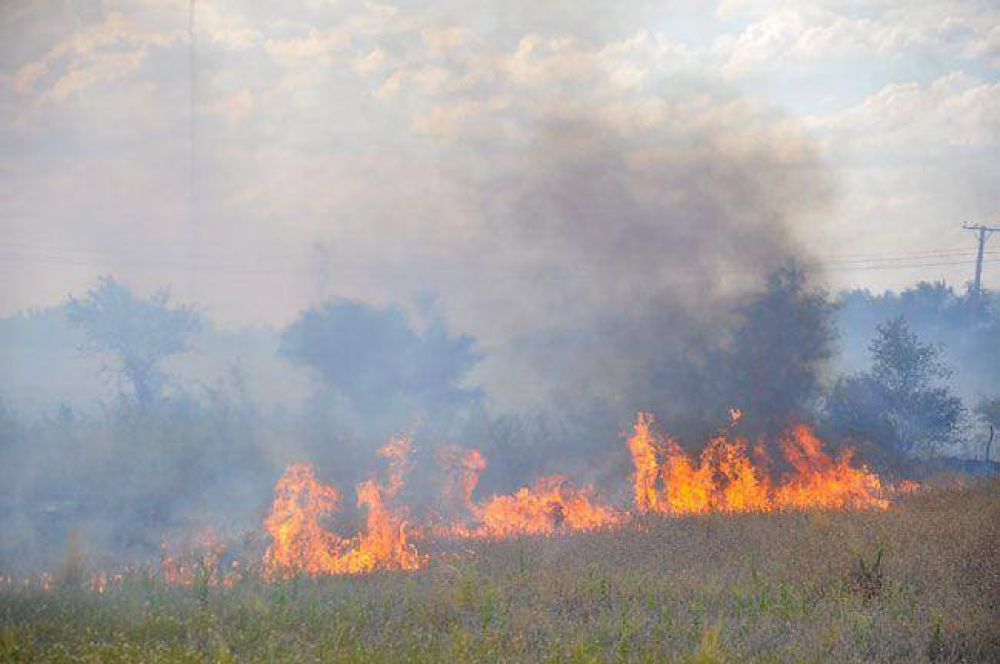 Incendios rurales: quedan dos focos activos