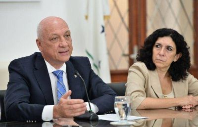 El Gobierno anunci� un programa de intervenci�n en 9 barrios de la ciudad Santa Fe