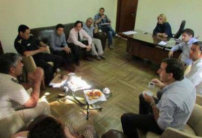 Concejales se reunieron con miembros de las fuerzas de seguridad y funcionarios del Ejecutivo