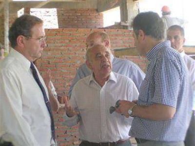 Drisun vino a Rafaela y prometi� dar respuestas a los pedidos del Hospital
