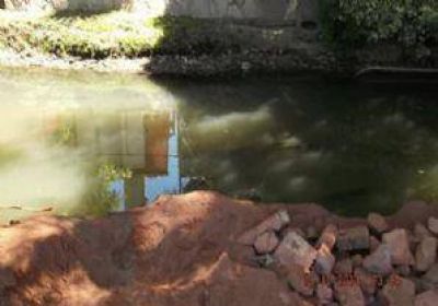 Multaron Tenis Club por contaminar con basura el Arroyo Dur�n