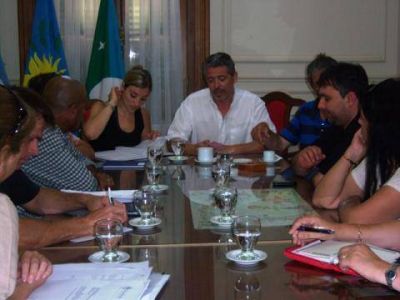El Municipio inicia la evaluaci�n del pase a planta de los trabajadores