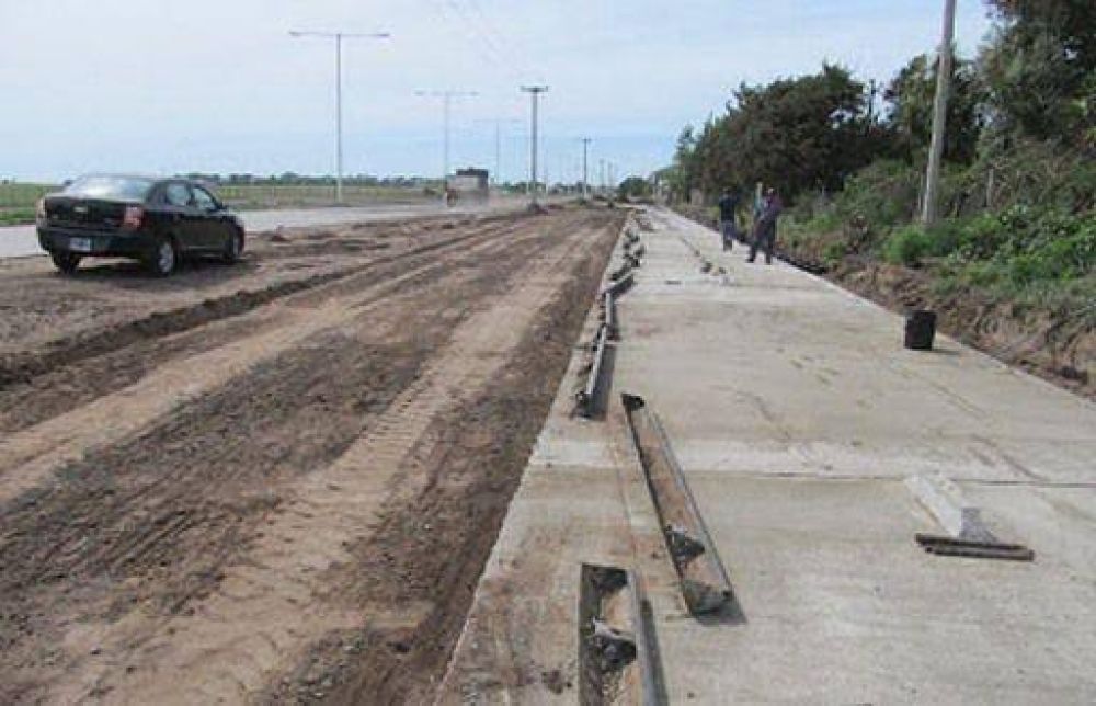 Contin�an las obras en el acceso Kirchner