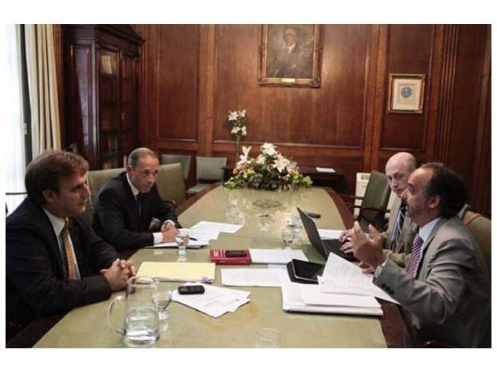 Fiscales piden que se informe sobre procesos contra polic�as en el pa�s