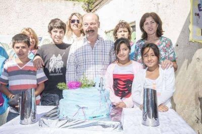 INZA ASITI� AL ACTO POR EL ANIVERSARIO DE CASA DEL NI�O
