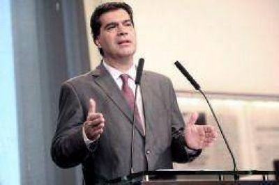 Capitanich destac� los logros del Gobierno y advirti� sobre "grupos autoritarios al acecho"