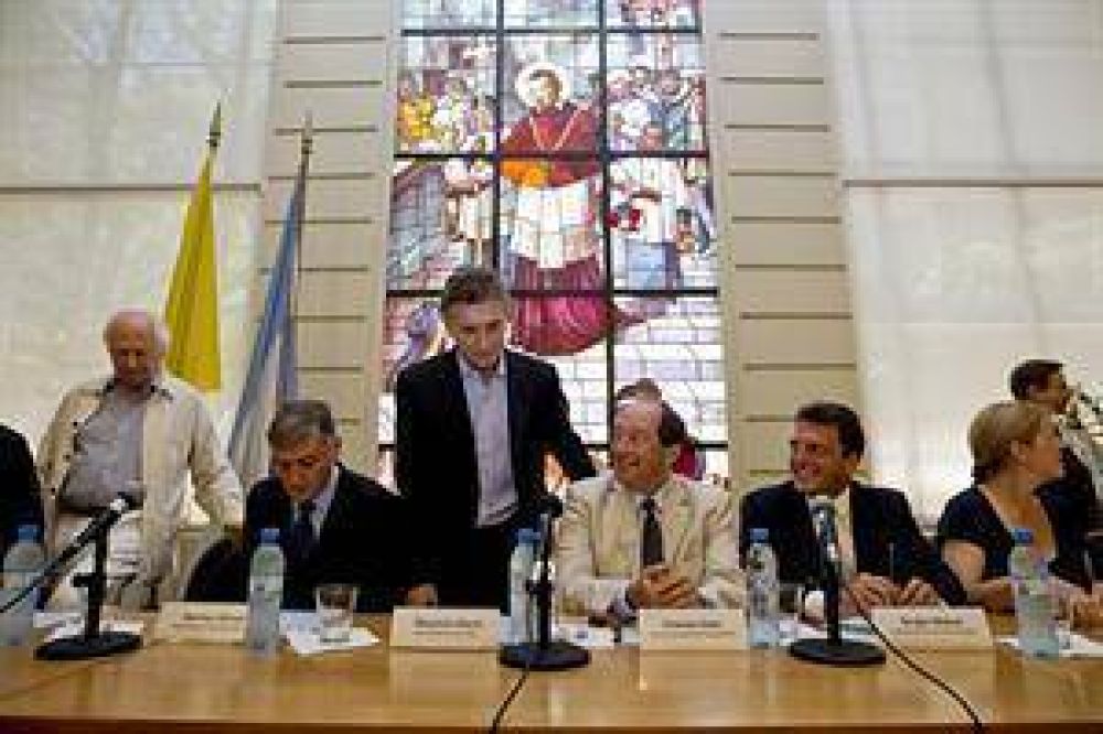 La Iglesia firma con los partidos pol�ticos un compromiso contra el narcotr�fico