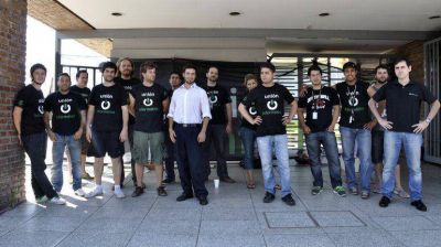 Trabajadores de IBM paran en reclamo de mejoras salariales